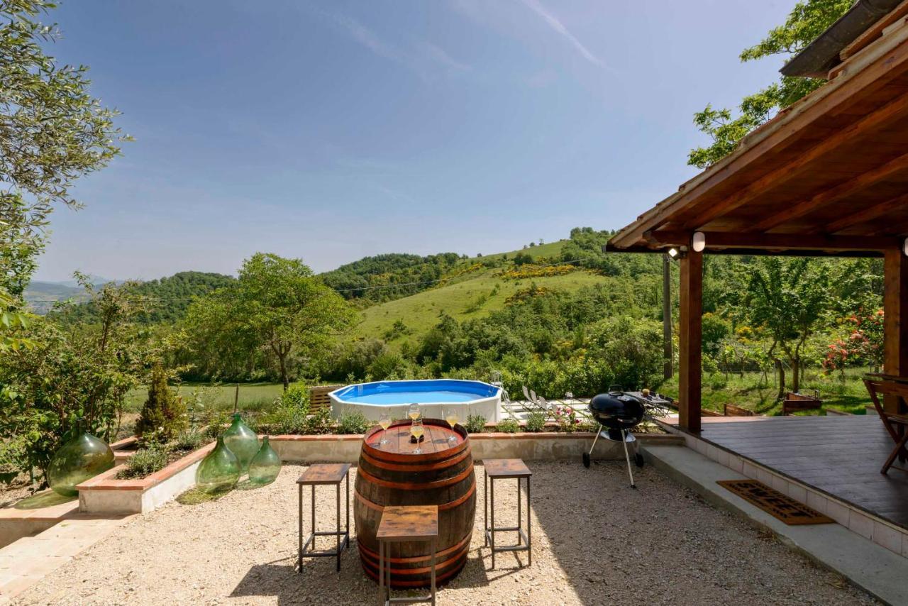 Casa Vacanze San Vittorino กุบบีโอ ภายนอก รูปภาพ