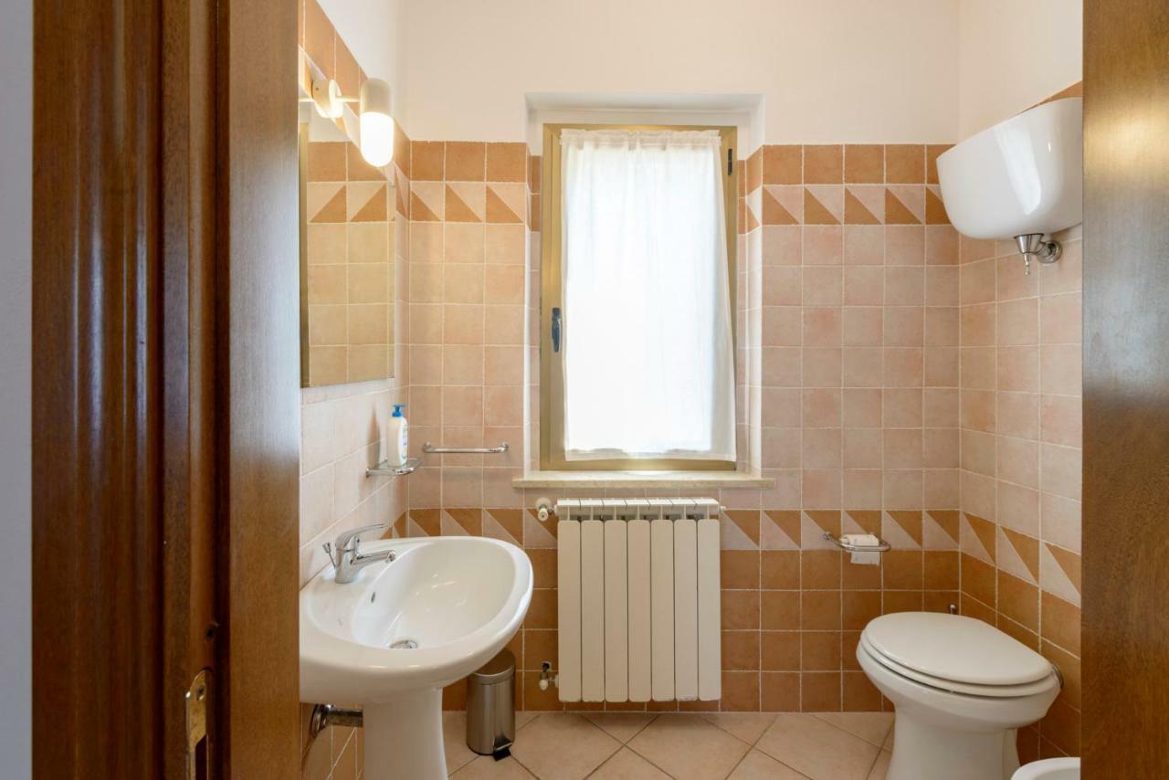 Casa Vacanze San Vittorino กุบบีโอ ภายนอก รูปภาพ